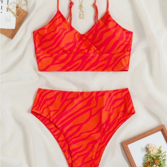 Shein NWOT Orange & Pink Tiger Stripe Bikini Swimsuit Set women's size medium - Picture 2 of 8